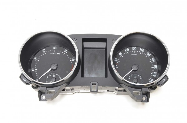 Kombiinstrument Tacho Tachometer Benzin Cockpit Skoda Yeti 5L 5L0920840J