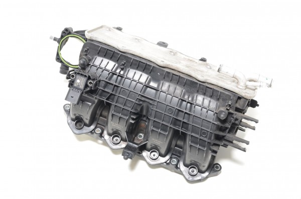 Ansaugbrücke Ladeluftkühler 1.2 1.4 TSI Audi A3 Seat Skoda VW Golf 7 04E129709L