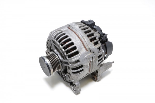Lichtmaschine 140A Bosch 1.2 TFSI TSI Audi A1 A3 Seat Skoda VW Golf 03C903025F