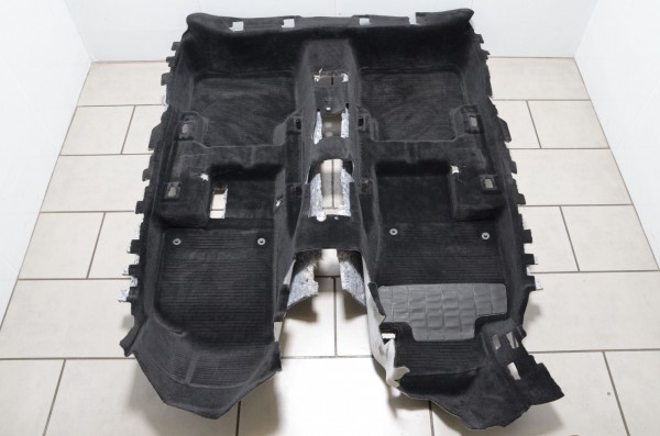 Innenraumteppich Autoteppich Teppich VW Passat 362 365 schwarz 3AB863368A