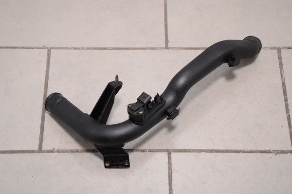 Druckrohr Ladedruckrohr 1.9 TDI PD Audi A4 A6 Skoda Superb VW Passat 8D0145840S