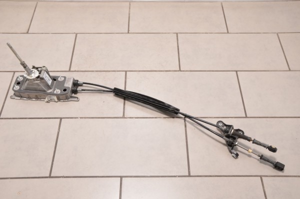 Schaltgestänge Schaltkulisse Schaltseile Seat Leon 1P 1.4 TSI 125 PS 1Q0711049C