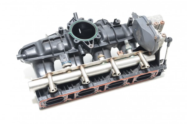 Ansaugbrücke Ansaugkrümmer 2.0 TFSI Audi A3 TT Seat Skoda VW Golf GTI 06F133201P