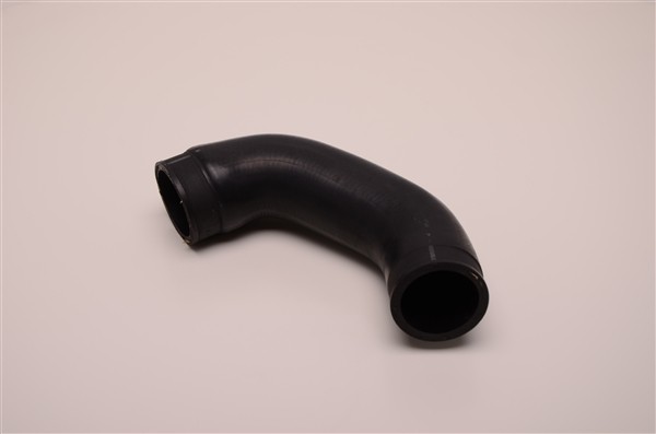 Druckschlauch Turboschlauch 2.5 TDI V6 AKE AYM BFC Audi A4 8E B6 8E0145837E