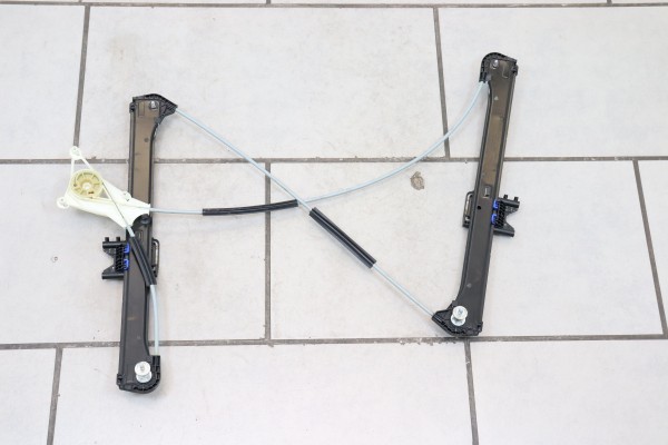 Fensterheber elektrisch vorne rechts Beifahrertür Audi A3 8V 3 Türer 8V3837462A