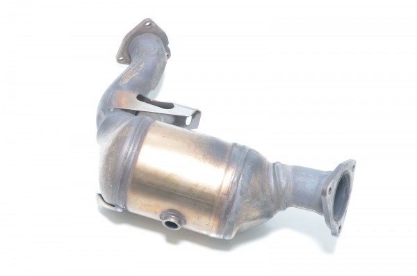Katalysator Kat Auspuff rechts 3.2 FSI V6 Audi A4 8K A5 8T 8F Q5 8R 8K0131703R
