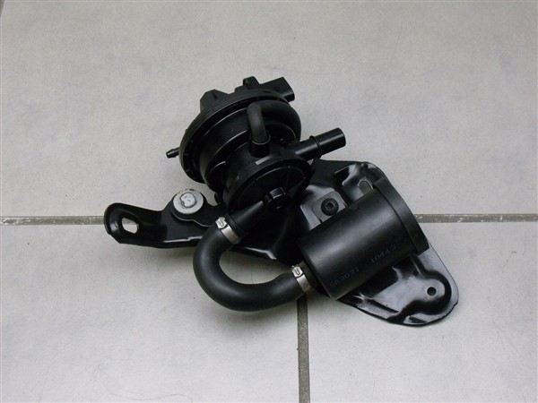 Diagnosepumpe für Kraftstoffanlage Audi A3 8P 8P0906201