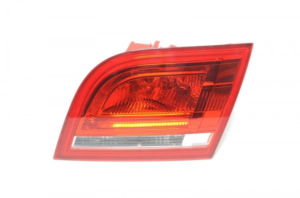 Rückleuchte Rücklicht rechts innen Audi A3 Sportback 8P Facelift 8P4945094D