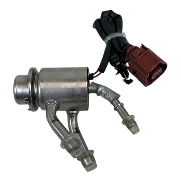 Einspritzventil Adblue 2.0TDI DTUA 200PS Skoda VW Golf 8 Passat 3G B8 05L131113G