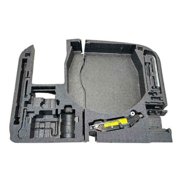 Bordwerkzeugkasten Wagenheber Audi TT Coupe 8J 8J0864501G 8J0864501F