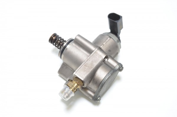 Hochdruckpumpe Kraftstoffpumpe 1.4 TSI 140/170 PS VW Golf 5 Touran 1T 03C127025T
