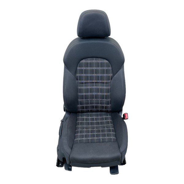Sitz vorne rechts Beifahrersitz Audi A4 8K Stoff Atrium soul schwarz N2E/GD