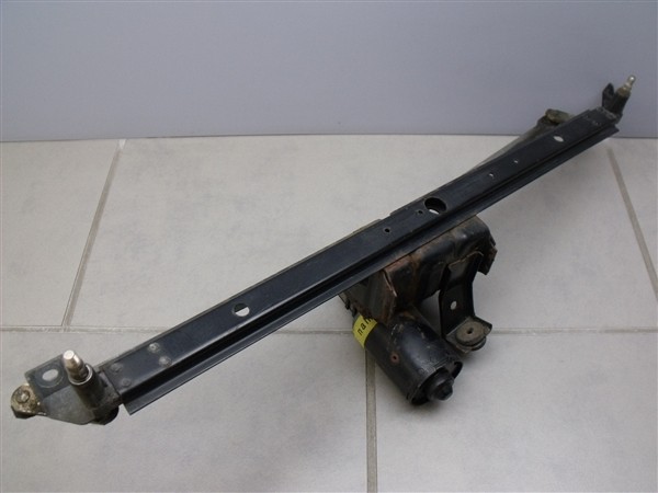 Wischergestänge Wischermotor Scheibenwischer vorne Audi 100 200 Typ44