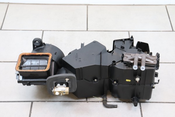 Gebläsekasten Klimakasten Porsche 911 996 Turbo GT3 GT2 Boxster 986 99657301109