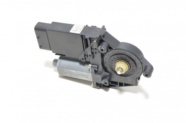 Fensterhebermotor vorne links Fahrertür VW Passat Variant 3BG 3B4837751LD