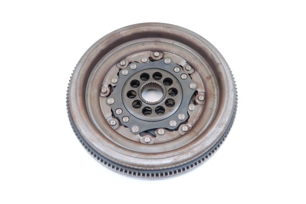 Schwungrad DSG Schwungscheibe V6 Audi A3 TT VW Golf 4 5 R32 Passat 022105266AC