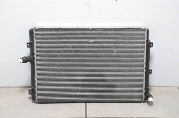 Wasserkühler Motorkühler Kühler 2.0 TFSI Audi S3 TT Seat VW Golf GTI 1K0121251AB