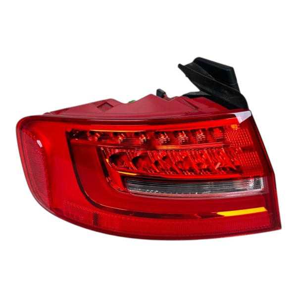 Rückleuchte LED links außen Rücklicht Audi A4 Limousine 8K Facelift 8K5945095AC