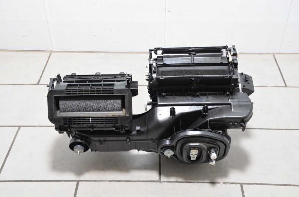 Gebläsekasten Heizungskasten Klimakasten Climatronic VW Passat 3G 3Q1820005AE